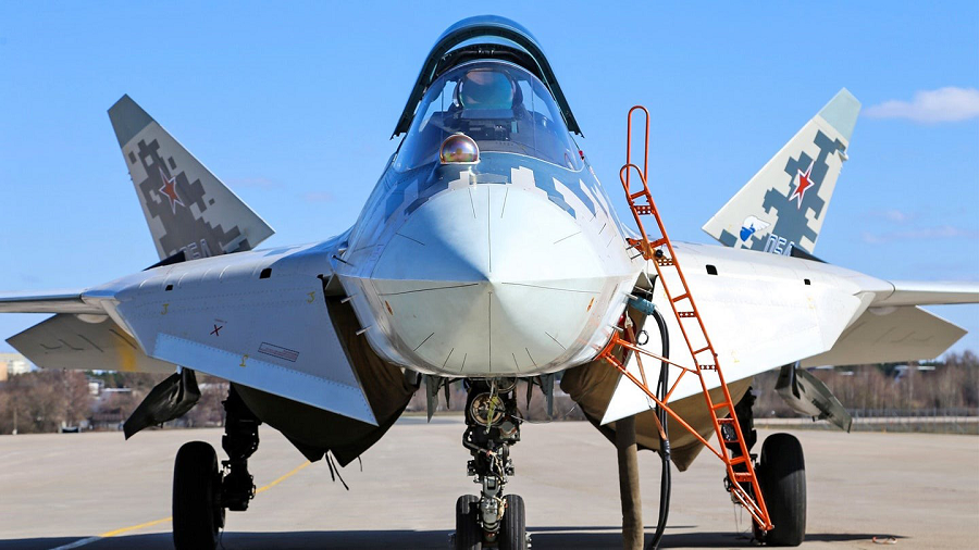 Su-57 Fighter Profile – between an F-18 and an F-22?