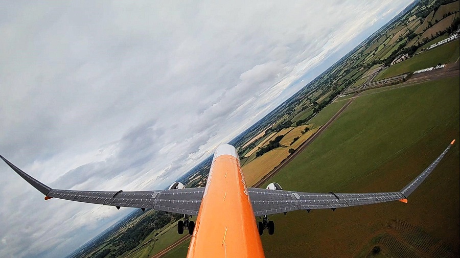 Will Flapping Wingtips Enhance Aerodynamic Performance?