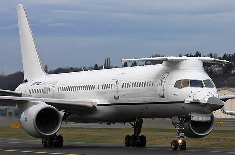 Boeing Catfish Canard Airliner, a F-22/F-35 Sensor & Avionics Testbed