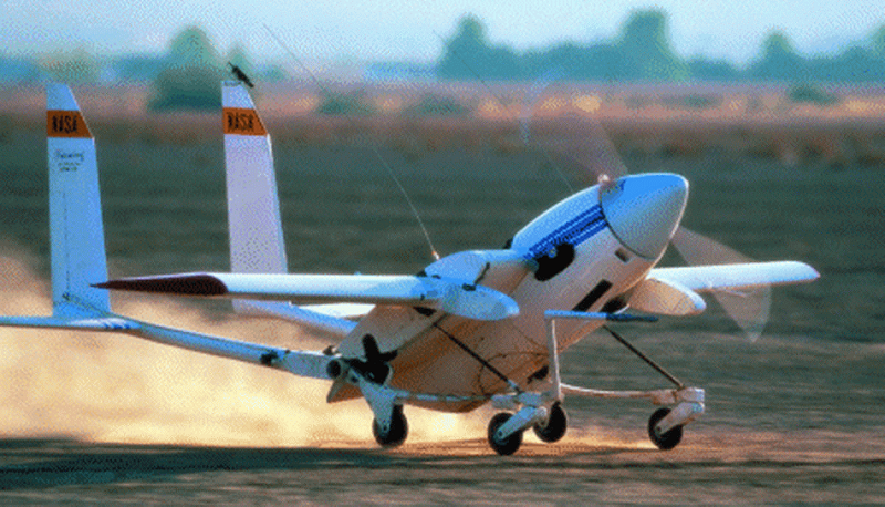 Aircraft with Wings and Fuselage Decoupled in the Pitch Axis