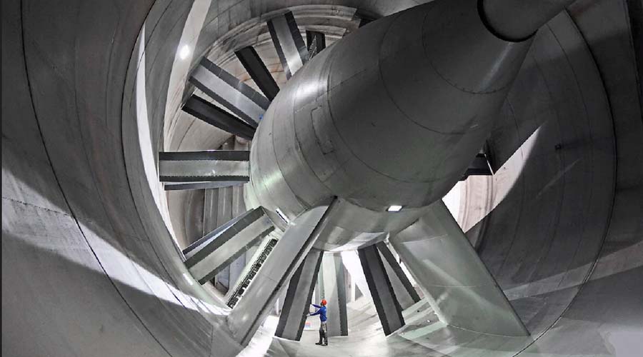 Traditional Low-Speed vs. Supersonic Wind Tunnels