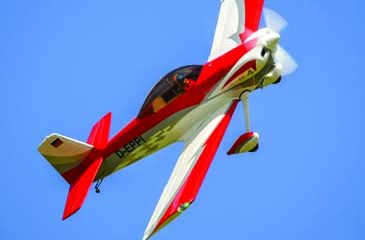 Helmut Schmitter’s beautifully finished 114-inch-span Grupp-Modellbau RV-4. (Photo by David Hart/CapturedFromTheHart.com)